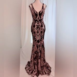 Jovani 3263 Black & Rose Gold V-Neck Floor-Length Dress Size 0 NWT Prom 2026